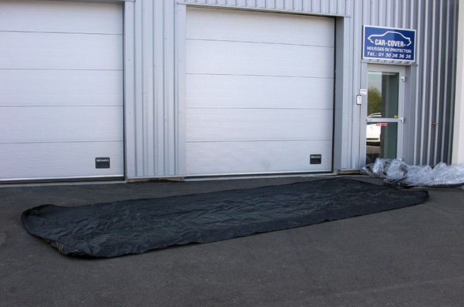 Indoor Inflatable Car Capsule – Premium Vehicle Storage Solution
